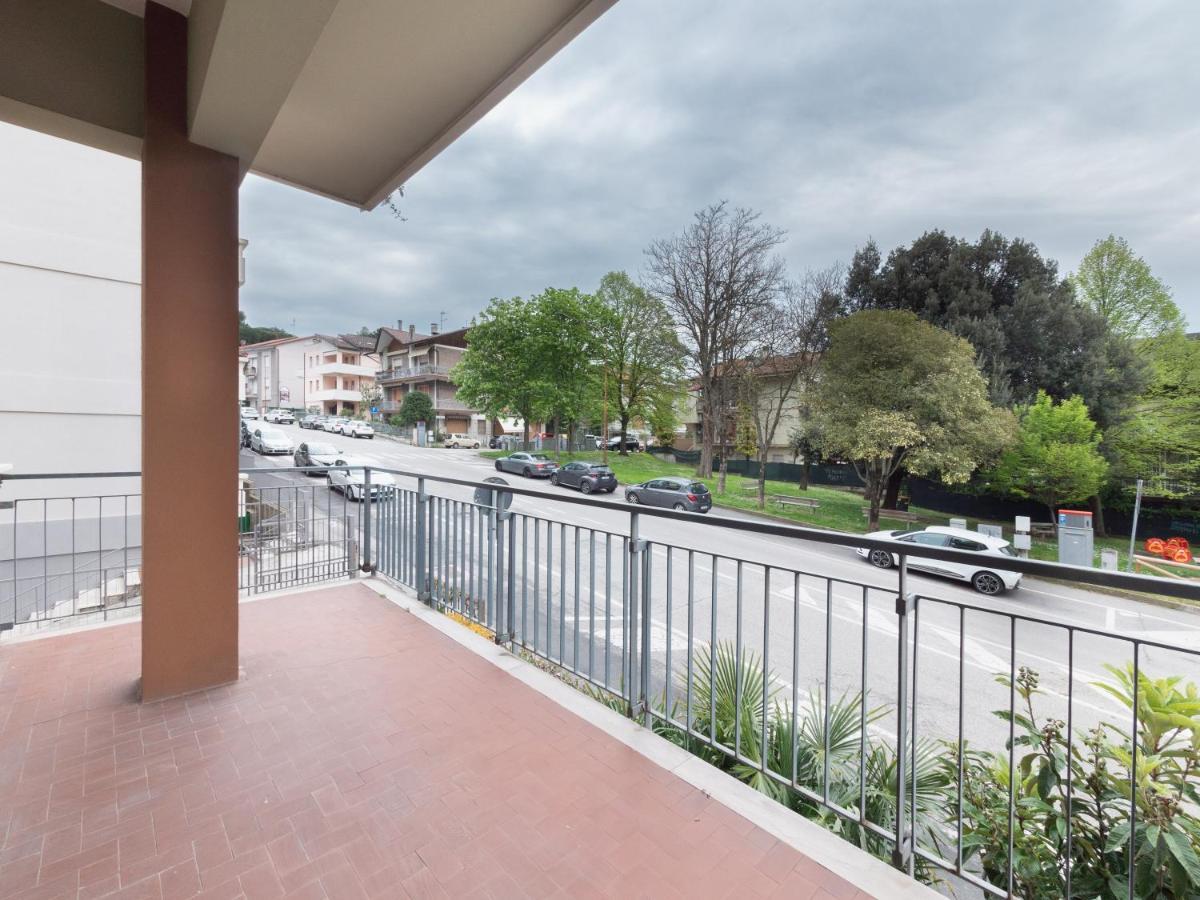 Flaminia Bright & Roomy Apartment Pesaro Buitenkant foto